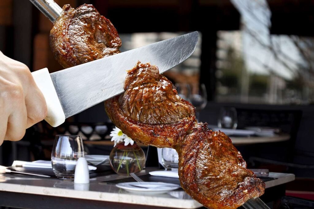 Carnes servidas no NaBrasa Brazilian Steakhouse